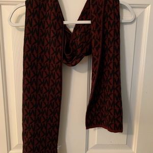 Michael Michael Kors logo’d scarf